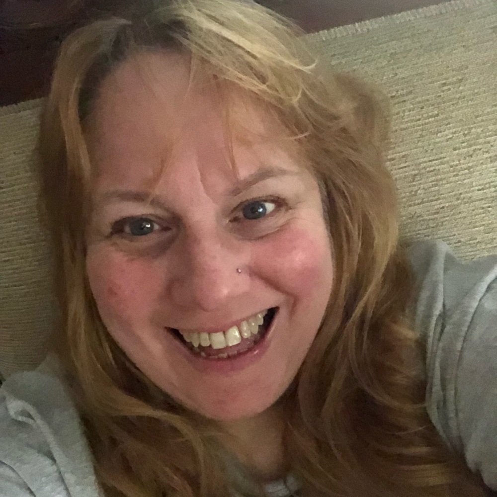 Meet your Posher, Julya